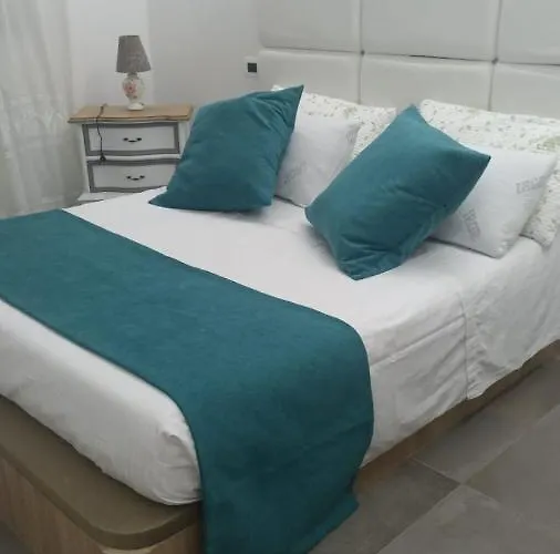 Tuscolo Metro A House דירה *
